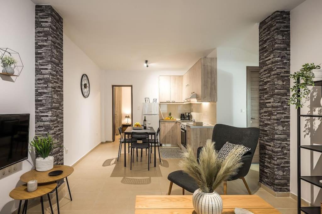 Sofman City Center Apartment A 伊拉克利翁 外观 照片