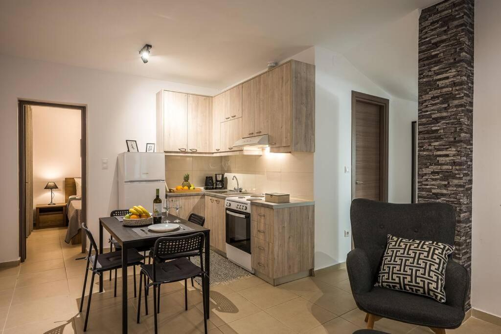 Sofman City Center Apartment A 伊拉克利翁 外观 照片